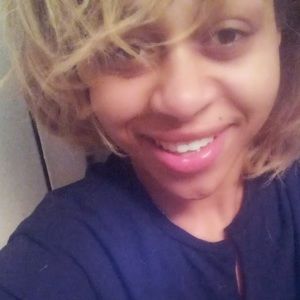 Meet your Posher, Alisa